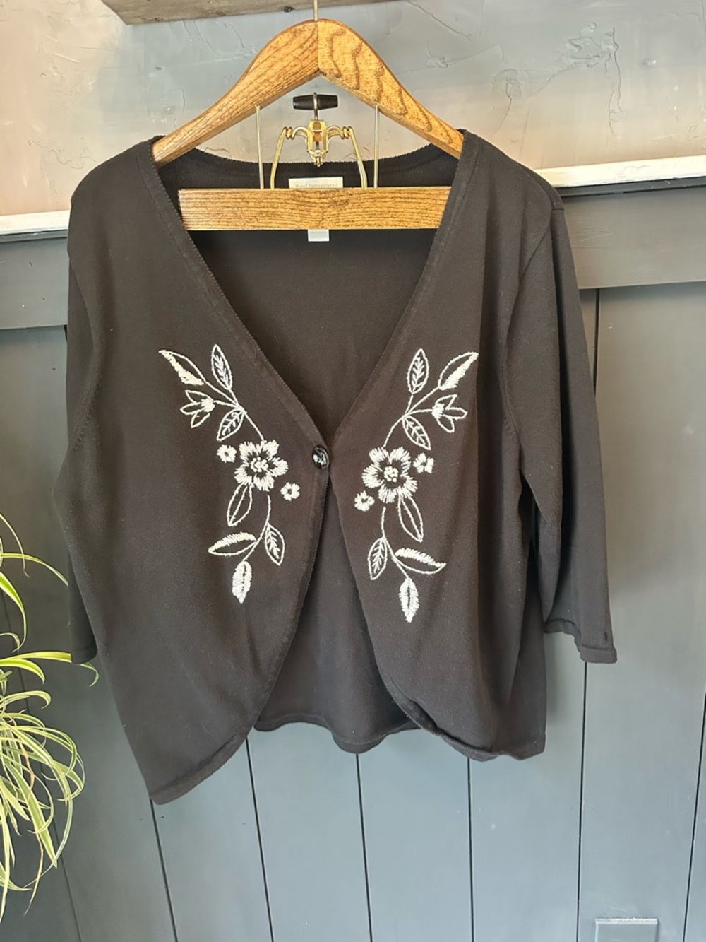 CJ Banks Dark Gray Floral Hand Embroidered Cardigan Size 2X Knit Sweater